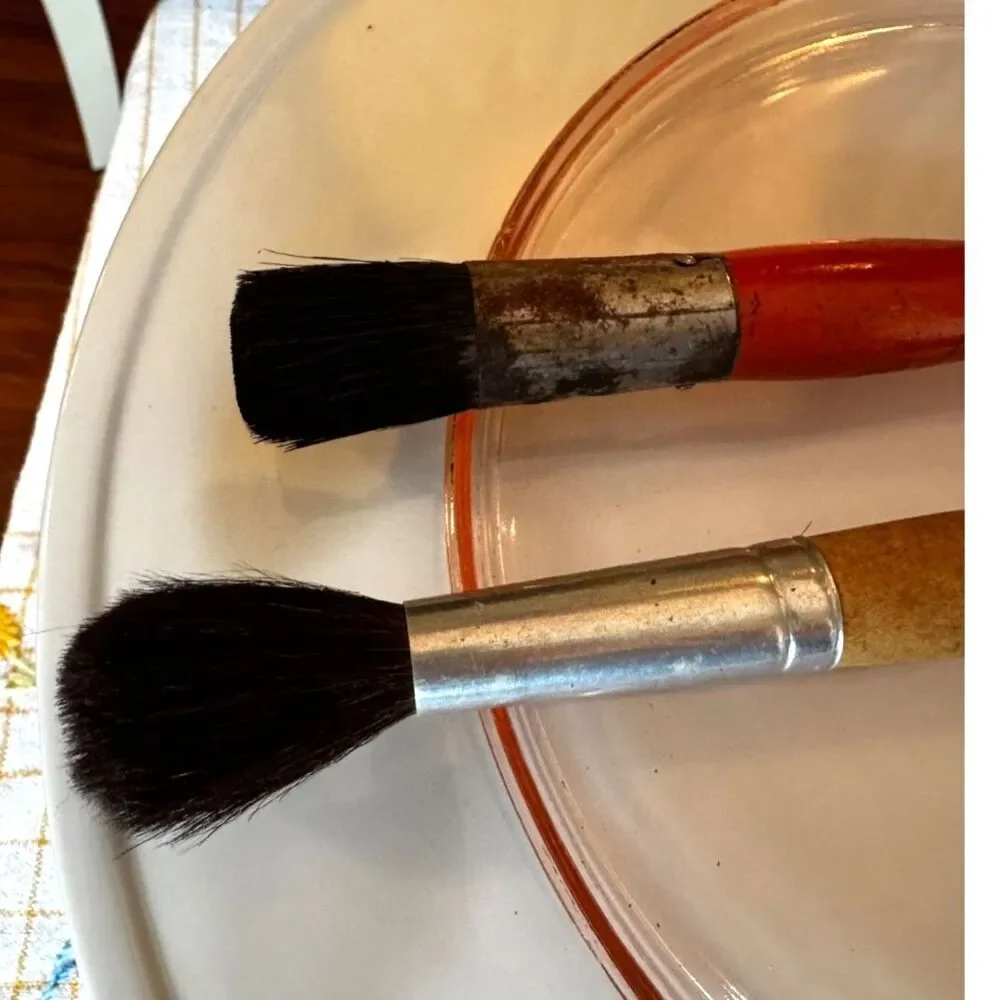 2 vintage artist paint brushes wooden handles Fisher USA made